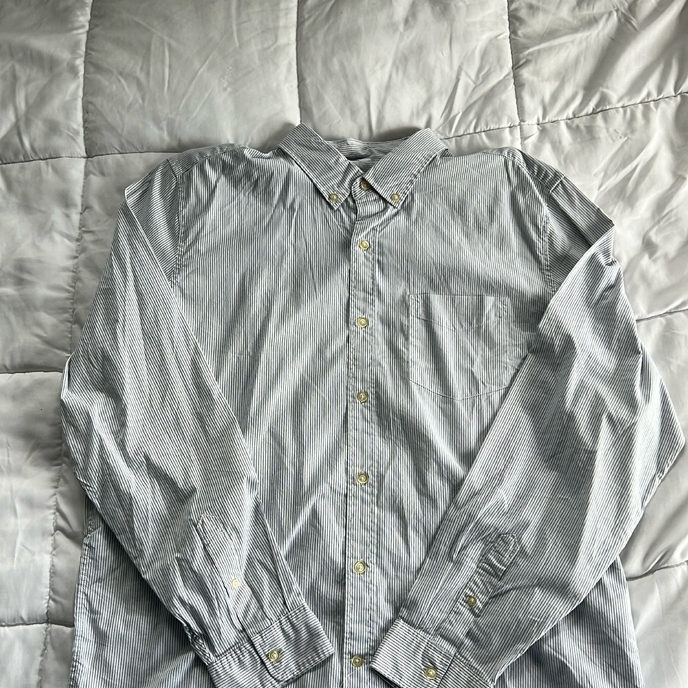 Gap grass shirt navy pinstripes NWT